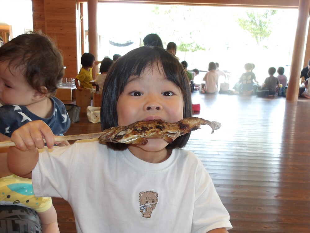 １