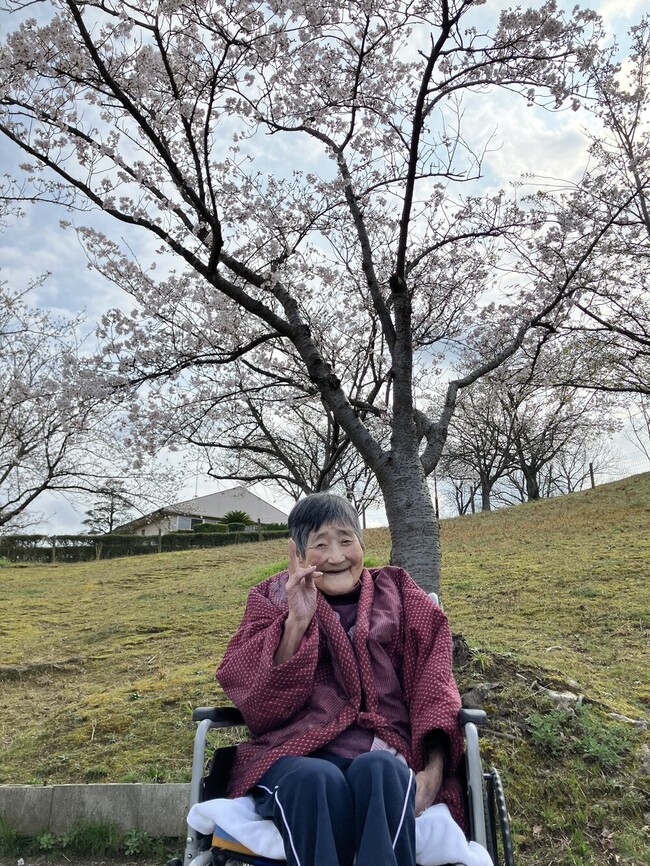 4_医療院　湖陵総合公園へお花見に行きました