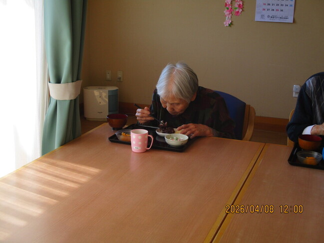 9_ぼたもち美味しいなあ