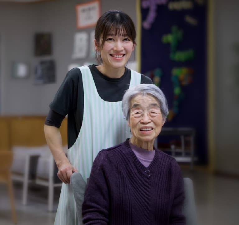 介護_利用者さんと_sp