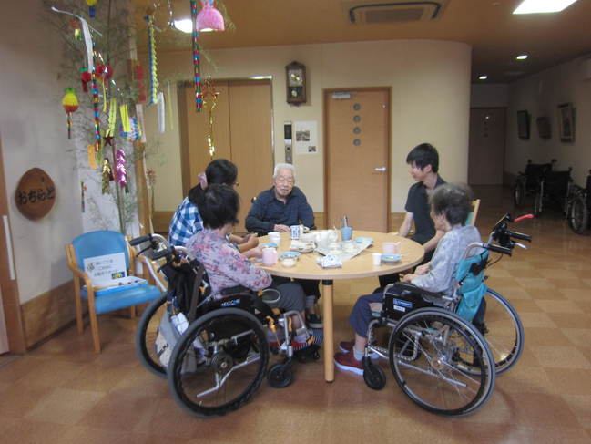 2019070909440089042b61ff8